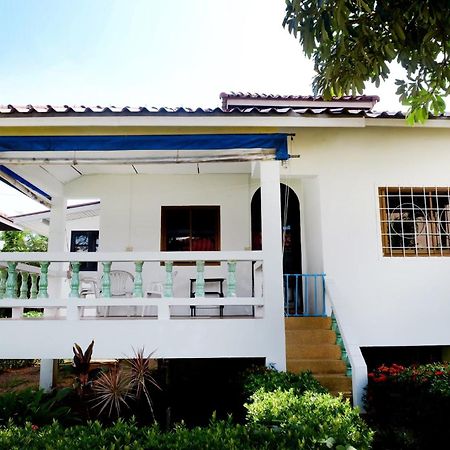 Sunrise Beach Villa Surat Thani Exterior foto
