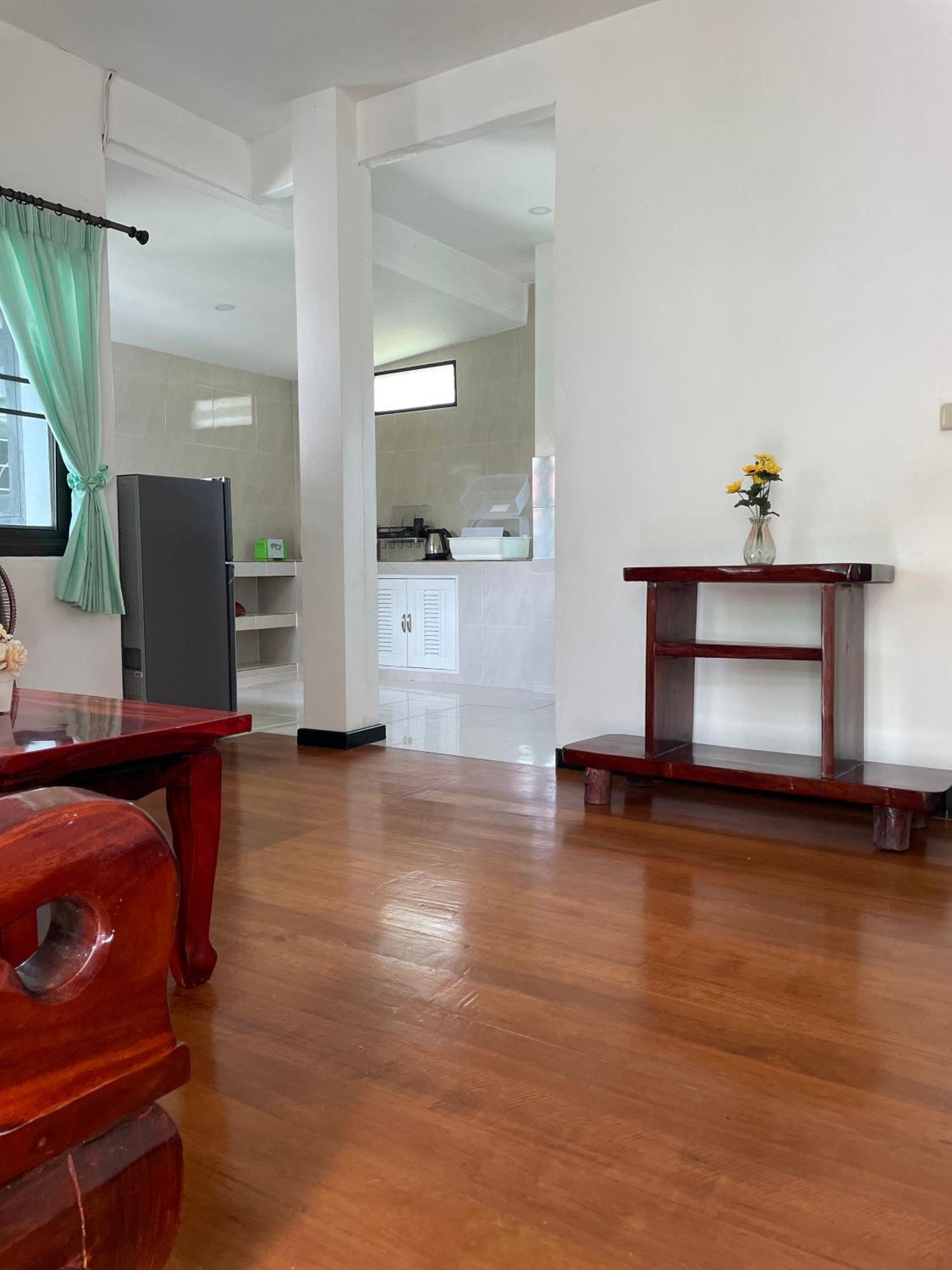 Sunrise Beach Villa Surat Thani Habitación foto