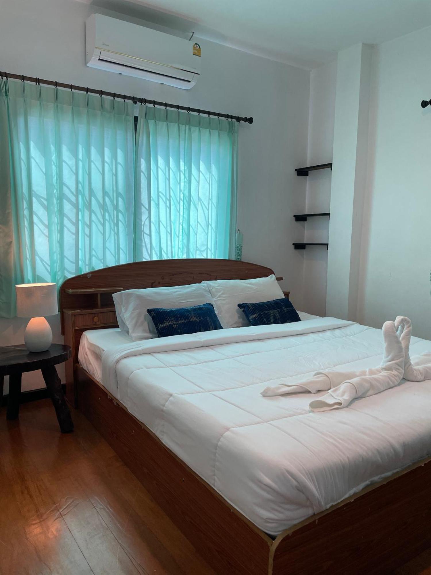 Sunrise Beach Villa Surat Thani Habitación foto