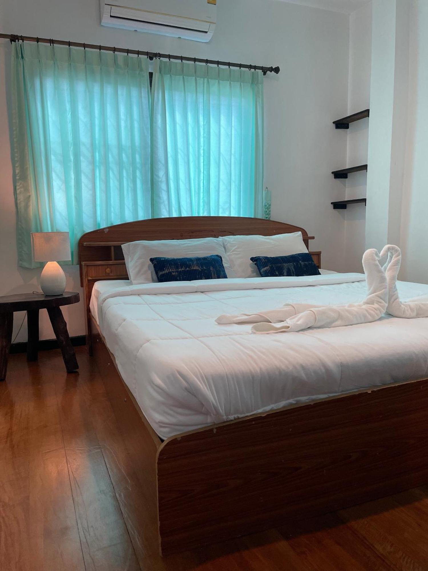 Sunrise Beach Villa Surat Thani Habitación foto