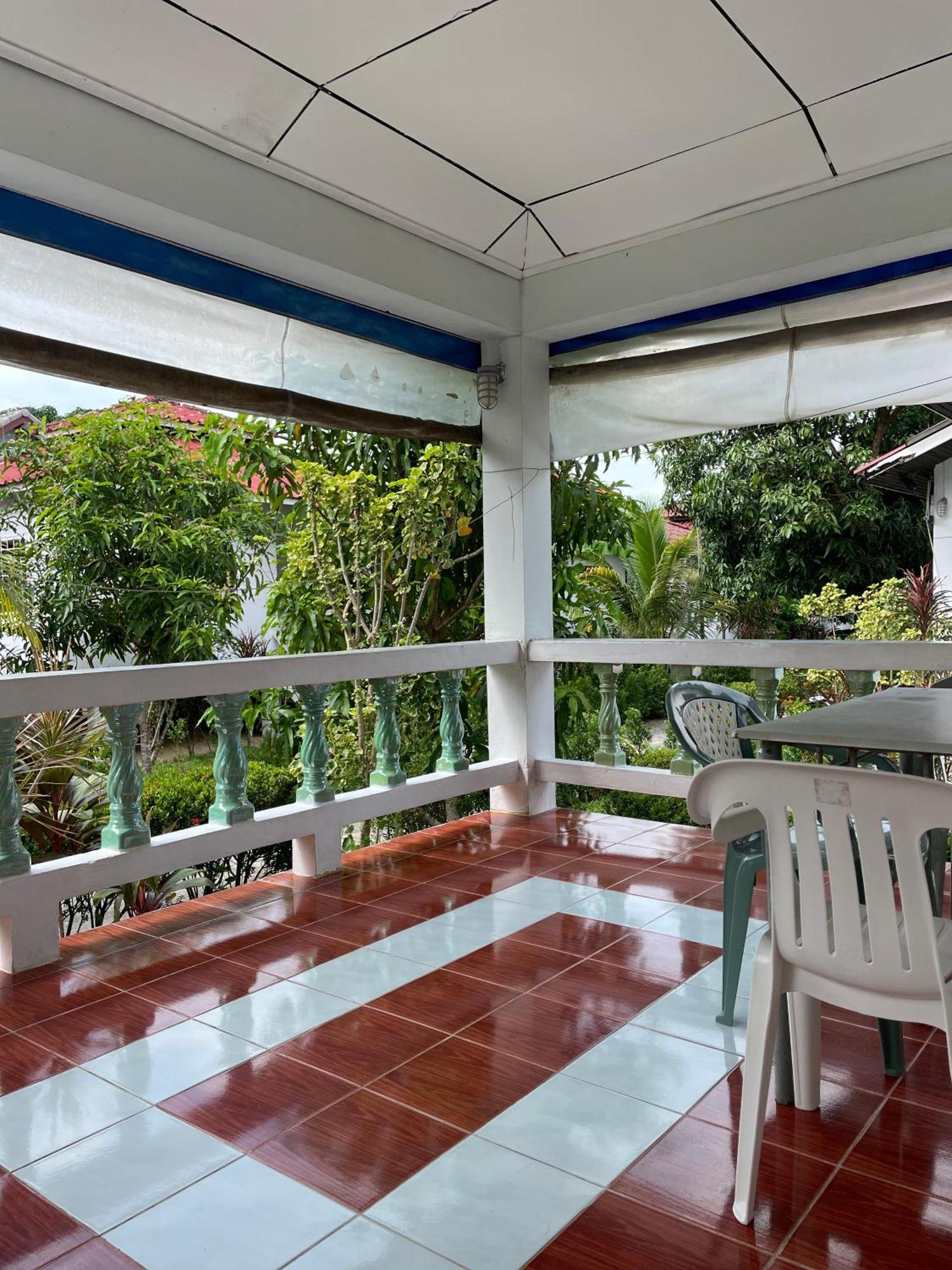 Sunrise Beach Villa Surat Thani Habitación foto